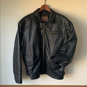 Vintage 90’s Olde Hide House leather jacket
